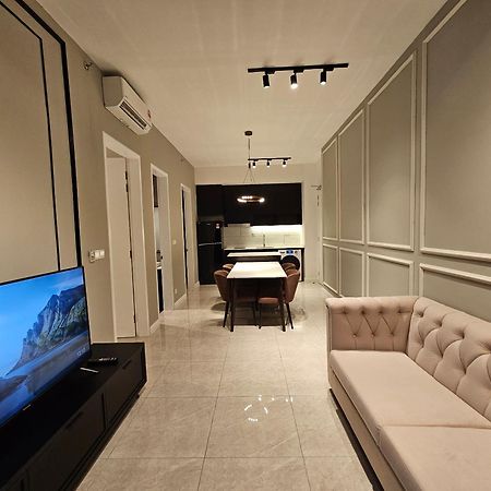 1 Min To Pavilion Bukit Bintang Luna Suites Kuala Lumpur Exterior foto